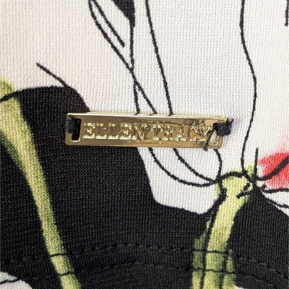 Ellen Tracy Women's Size SMALL Floral Blouse Ruffled Long Sleeve Elegant Top NEW - Picture 13 of 15